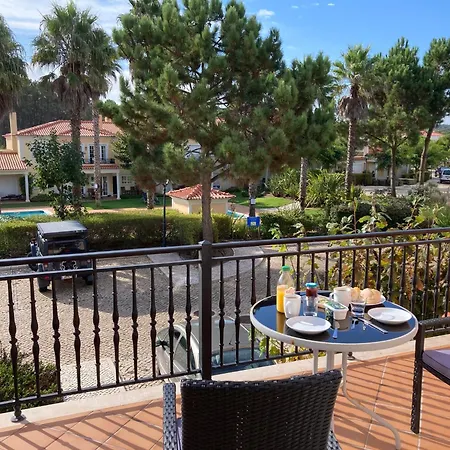 Del Rey - Spacious And Bright Townhouse With Golf View * Amoreira (Leiria)
